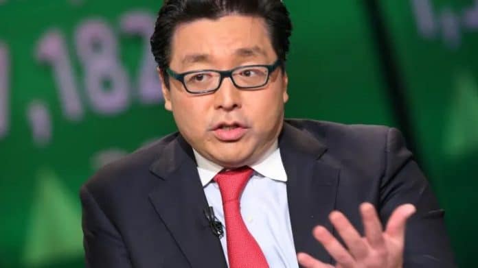 Tom Lee แห่ง Fundstrat เตือน จะมีการเทขาย Bitcoin ครั้งใหญ่