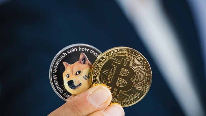 แม้ว่า Dogecoin, Bitcoin เป็นผู้นำฟื้นตัวกลับมา แต่นักวิเคราะห์หลายคนเตือนว่าอาจเกิดแรงเทขายหนักตามมา