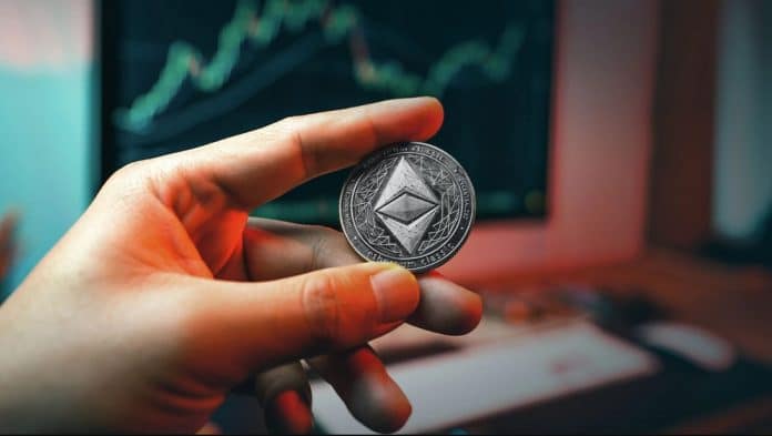 Ethereum (ETH) กำลังมุ่งสู่ระดับ 2,100 ดอลลาร์ : เทรดเดอร์มืออาชีพกล่าว