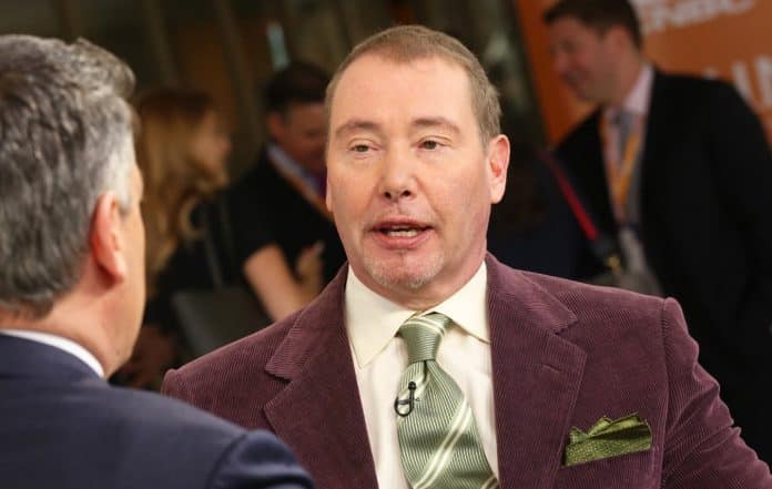 มหาเศรษฐี Jeffrey Gundlach กล่าวว่า เขาจะไม่ซื้อ Crypto ตอนนี้ นี่คือเหตุผล