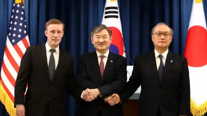 สหรัฐฯ เกาหลีใต้ และญี่ปุ่น หารือเรื่องเกาหลีเหนือขโมยคริปโตนำไปใช้สนับสนุนโครงการนิวเคลียร์และขีปนาวุธทำลายลายสูง